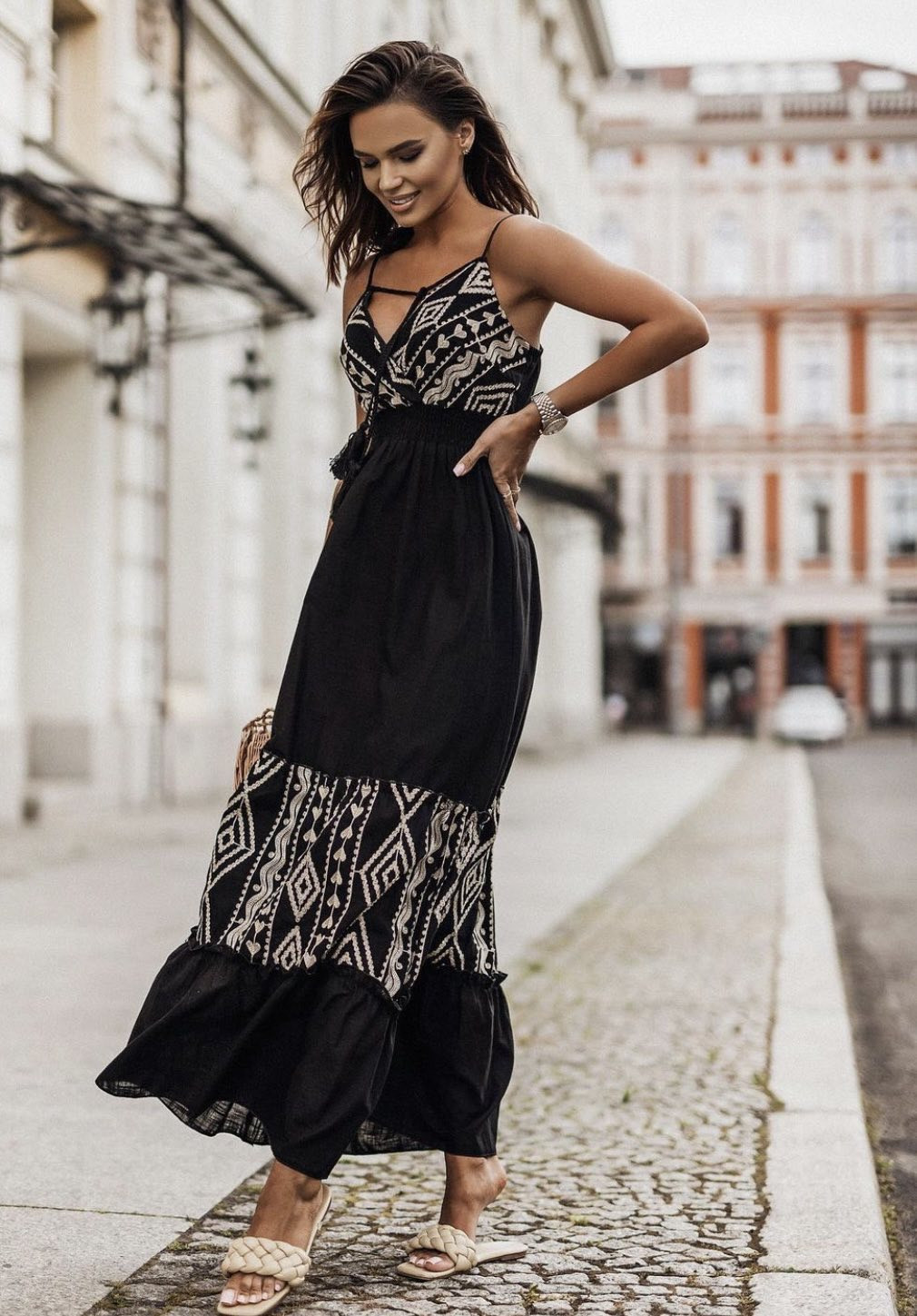 Γυναικείο φόρεμα με έθνικ μοτίβο 1728 μαύρο