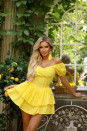 Γυναικείο κοντό φόρεμα με δαντέλα 311143 κίτρινο