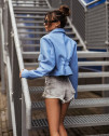 Γυναικείο κοντό παλτό A1433 γαλάζιο