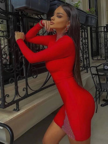 Γυναικείο φόρεμα με Glitter δίχτυ στο ντεκολτέ και στο πλάι 3045 κόκκινο