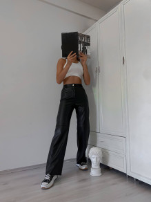 Γυναικείο δερμάτινο παντελόνι καμπάνα P187 μαύρο