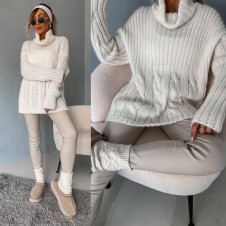 Γυναικείο πουλόβερ με γιακά ζιβάγκο K87128 άσπρο