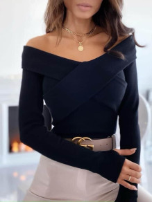 Γυναικεία μπλούζα με εντυπωσιακό ντεκολτέ EM1623 μαύρο