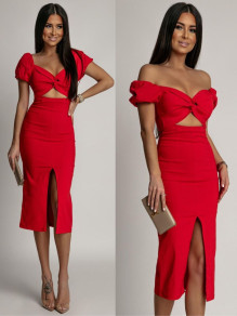 Γυναικείο φόρεμα με εντυπωσιακά κοψίματα K8774 κόκκινο