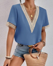 Γυναικεία μπλούζα με δαντέλα A1739 μπλε