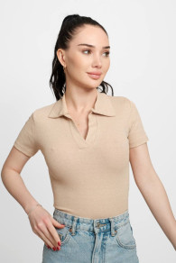 Γυναικεία μπλούζα με γιακά Pk21176 μπεζ