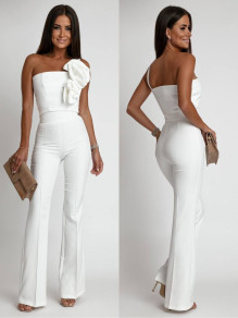 Γυναικεία κομψή ολόσωμη φόρμα K24579 άσπρη
