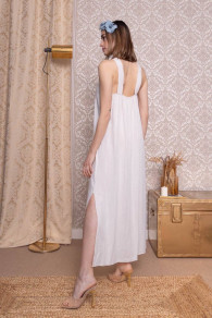 Γυναικείο μακρύ φόρεμα σε ελεύθερη γραμμή K8204 άσπρο