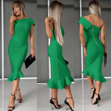Γυναικείο φόρεμα με έναν ώμο A1538 πράσινο