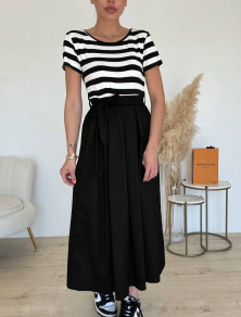 Γυναικείο φόρεμα ριγέ K8671 μαύρο/φόρεμα