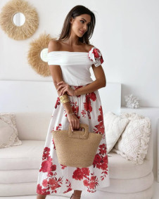 Γυναικείο φόρεμα με λεπτομέρεια λουλούδι 24662 κόκκινο