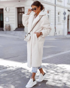 Γυναικείο αφράτο παλτό K20221 άσπρο