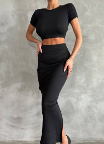 Γυναικείο σετ μπλούζα και φούστα 9701101 μαύρη