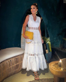 Γυναικείο μακρύ φόρεμα με δαντέλα 691041 άσπρο