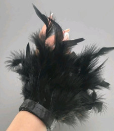 Γυναικείο φλις αξεσουάρ χεριού με φτερά SH1546 μαύρο